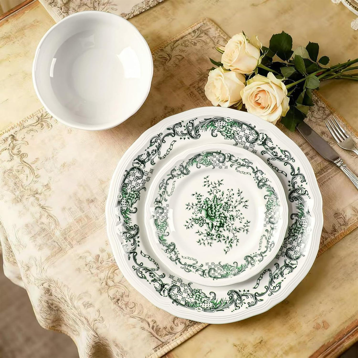 12-Piece Scalloped Edge Ceramic Dinnerware Set T3568