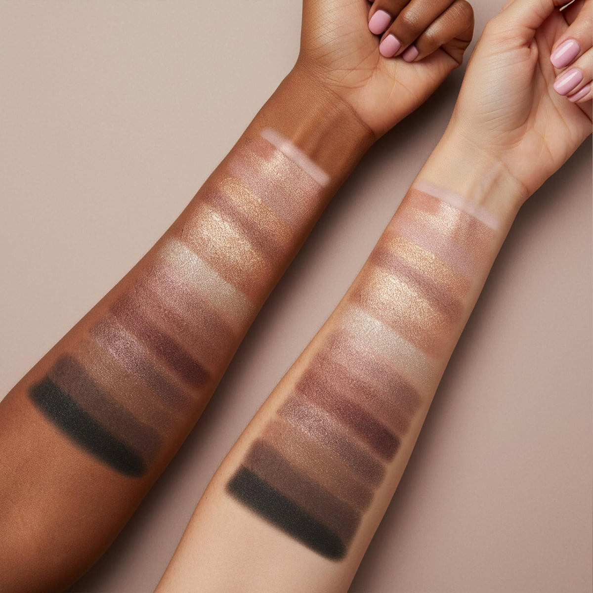 16 Soft Nude Shimmer & Matte Eyeshadow Palette M7779